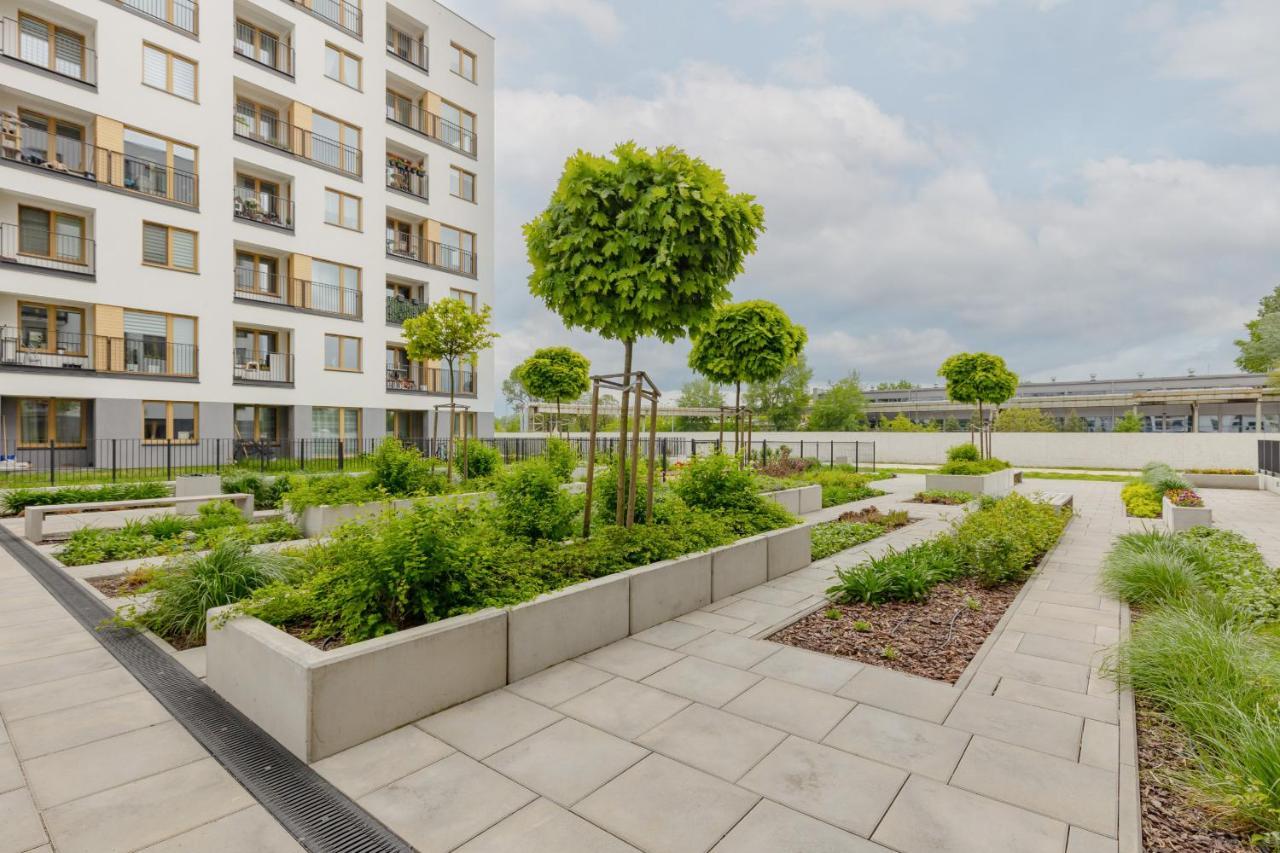 Warsaw Kotsisa Apartments With Parking By Noclegi Renters 외부 사진