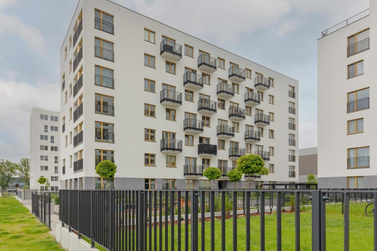 Warsaw Kotsisa Apartments With Parking By Noclegi Renters 외부 사진
